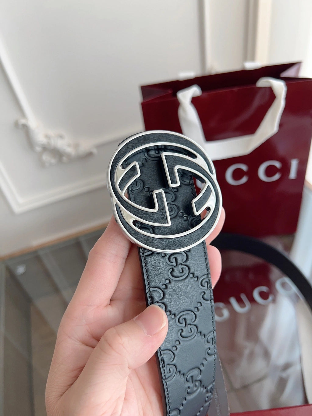 Gucci Premium Leather Belt with Double G Buckle - Hình 5