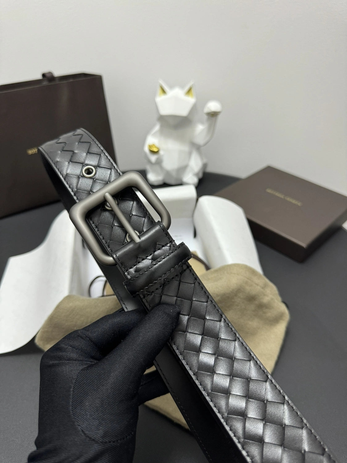 Bottega Veneta Premium Leather Woven Belt - Hình 5
