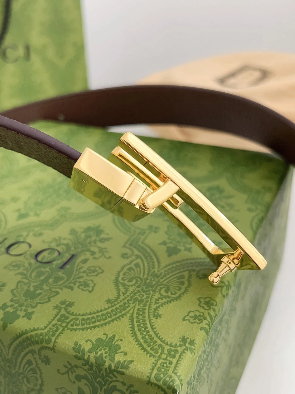 Gucci Monogram Belt with Gold Buckle - Hình 5