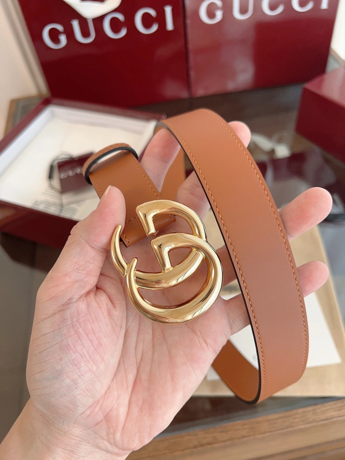 Gucci Premium Leather Belt with GG Buckle - Hình 3