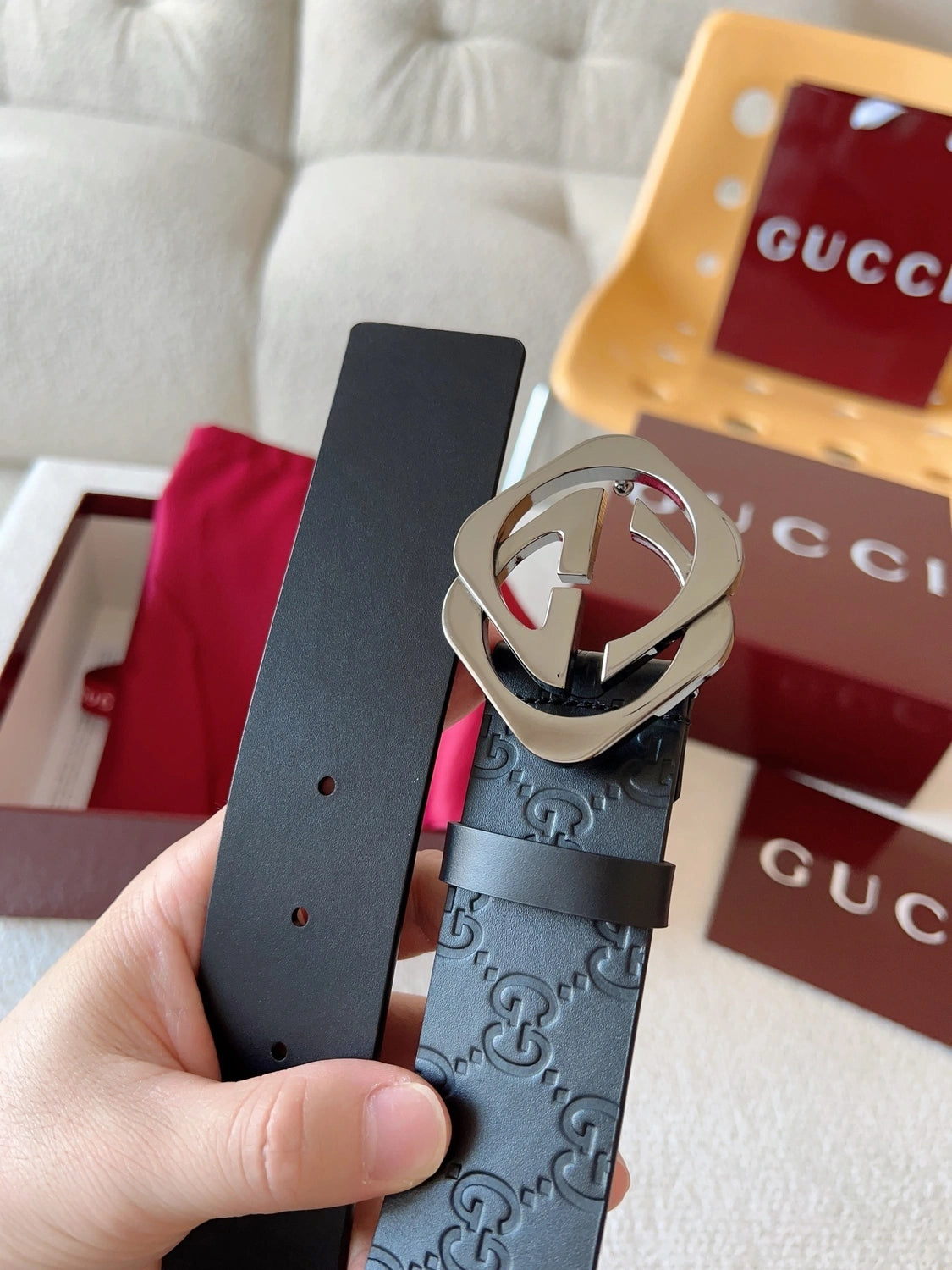 Gucci Premium Leather Belt with Iconic Buckle - Hình 5