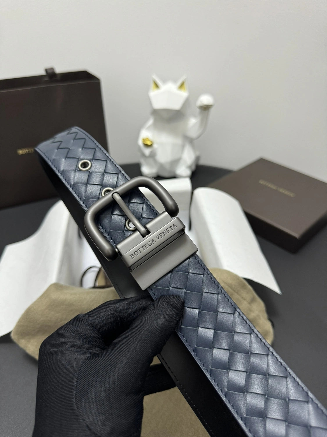 Bottega Veneta Premium Woven Navy Blue Leather Belt - Hình 4