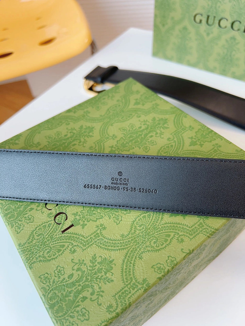 Thắt lưng da Gucci cao cấp màu đen với khóa logo vàng - Hình 6