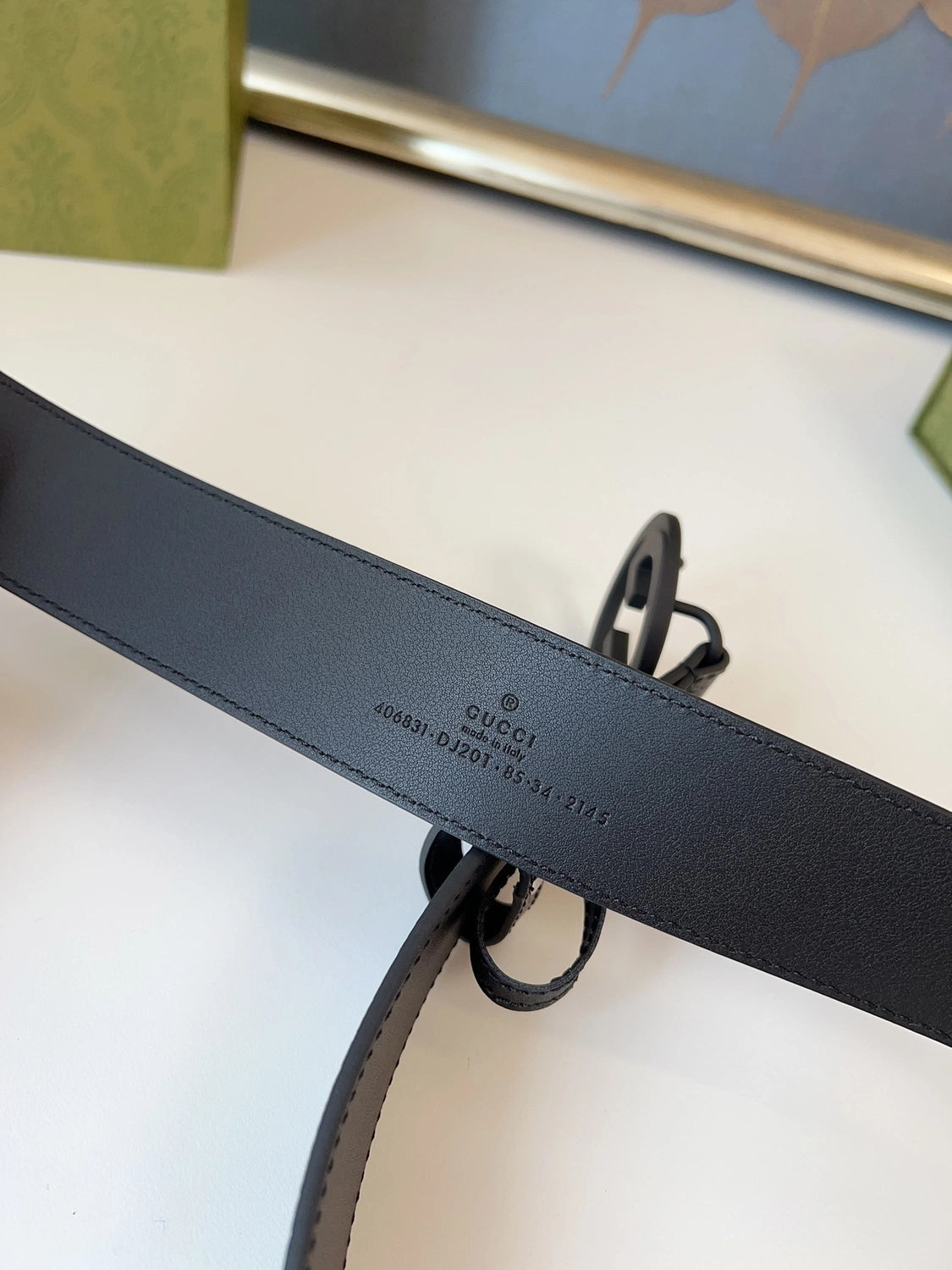 Premium Black Leather Belt with Iconic "G" Buckle - Hình 6