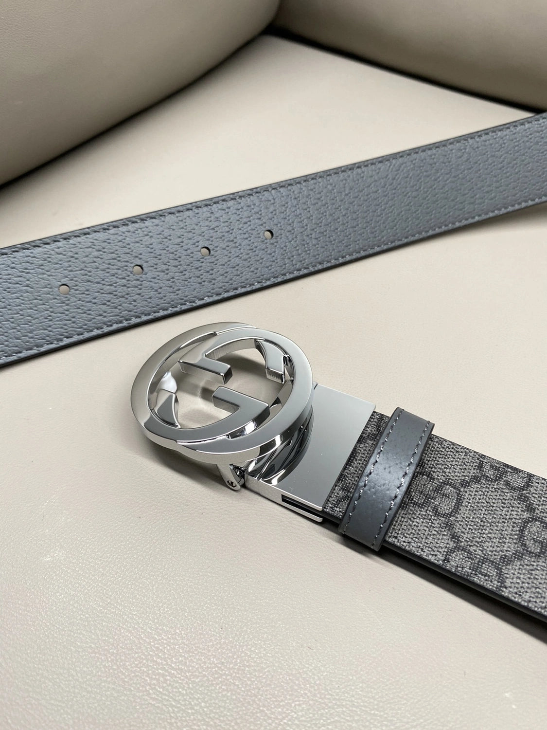Gucci Interlocking G Black Leather Belt - Hình 4