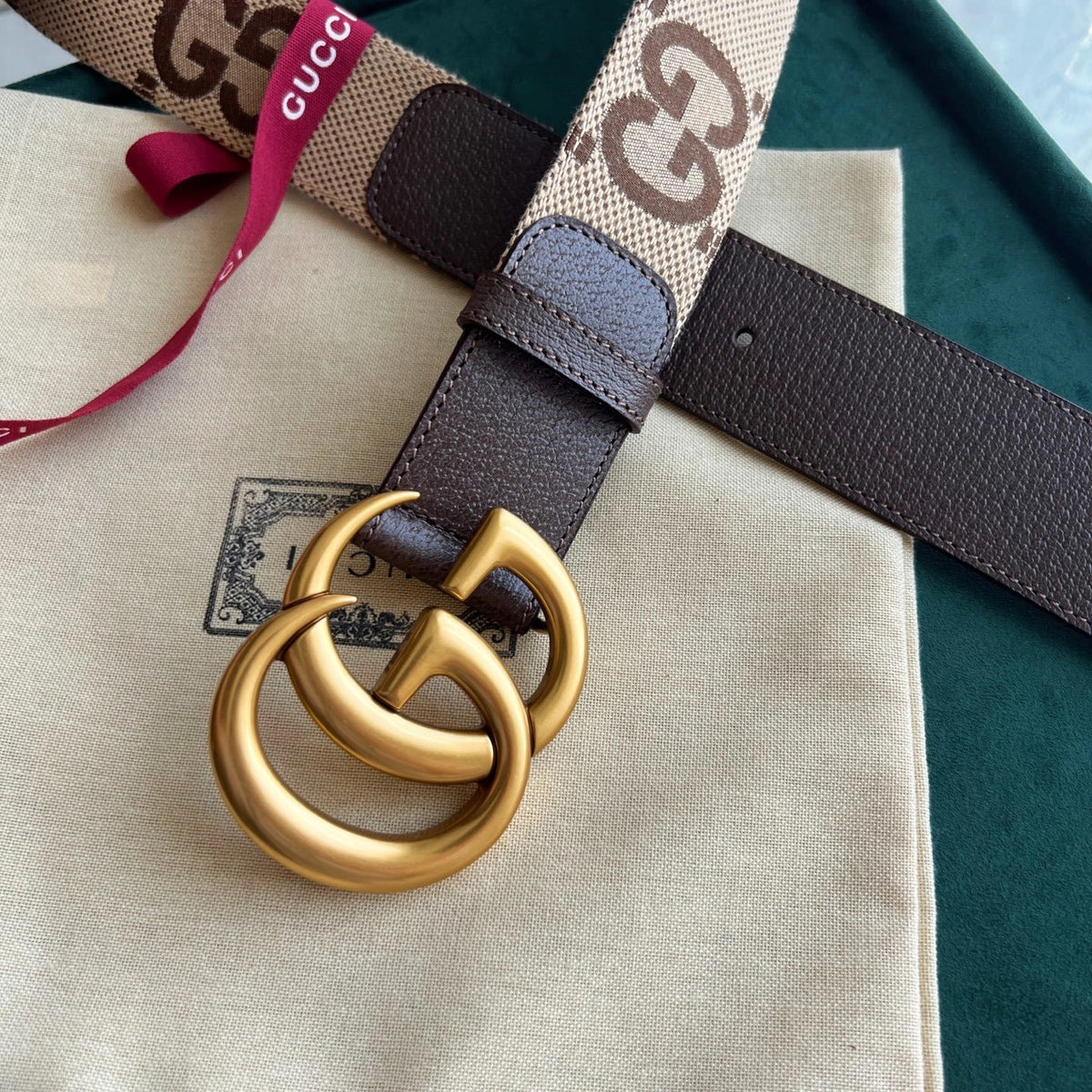 Gucci Premium Leather Belt with Double G Buckle - Hình 6