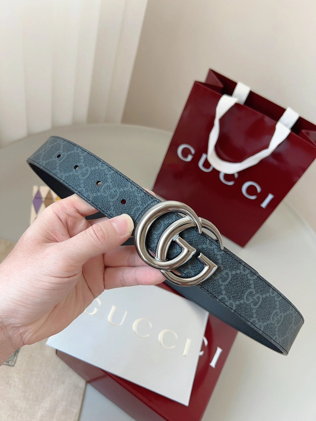 Gucci Signature Leather Belt with Interlocking G Buckle - Hình 6