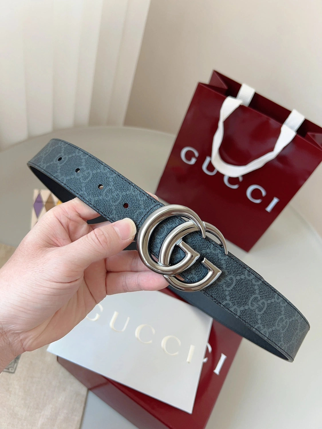 Gucci Signature Leather Belt with Interlocking G Buckle - Hình 6