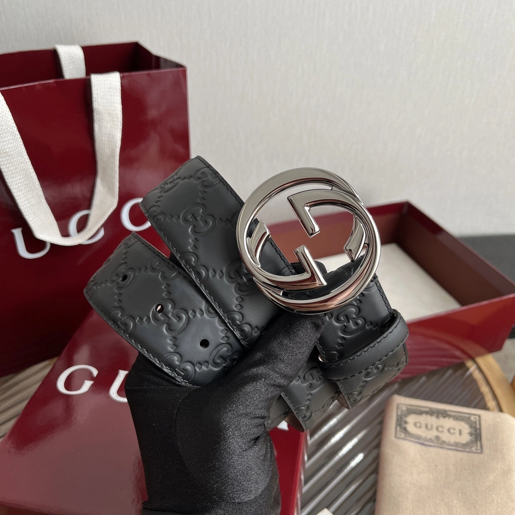 Gucci Embossed Leather Belt with Silver GG Buckle - Hình 6