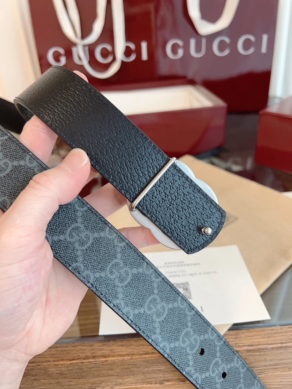Gucci GG Supreme Belt in Grey and Black - Hình 5