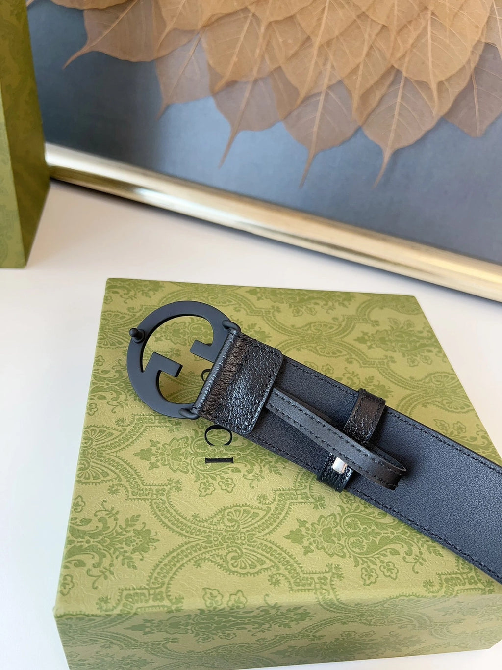 Premium Black Leather Belt with Iconic "G" Buckle - Hình 7