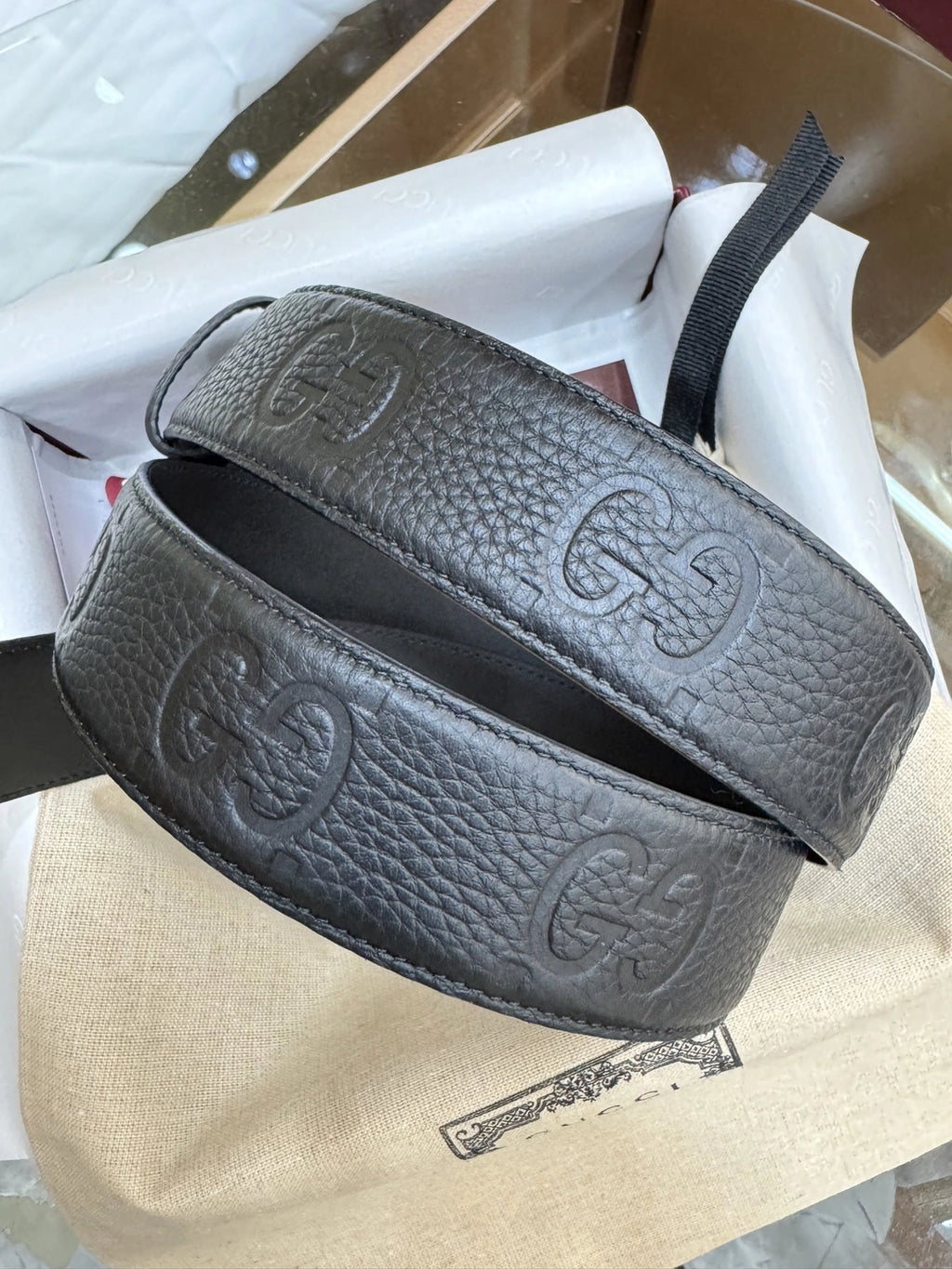 Gucci Premium Leather Belt with Interlocking G Buckle - Hình 7