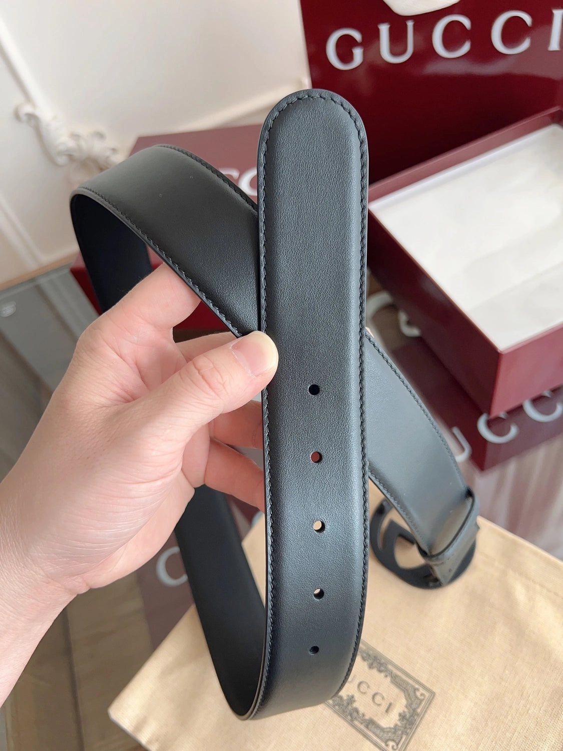 Gucci Premium Black Leather Belt with Iconic Logo Buckle - Hình 7
