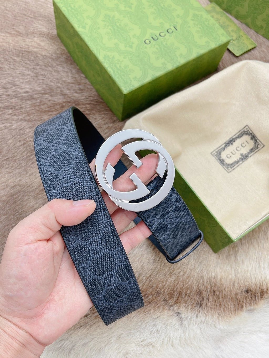 Gucci Premium Leather Belt with GG Buckle - Hình 6