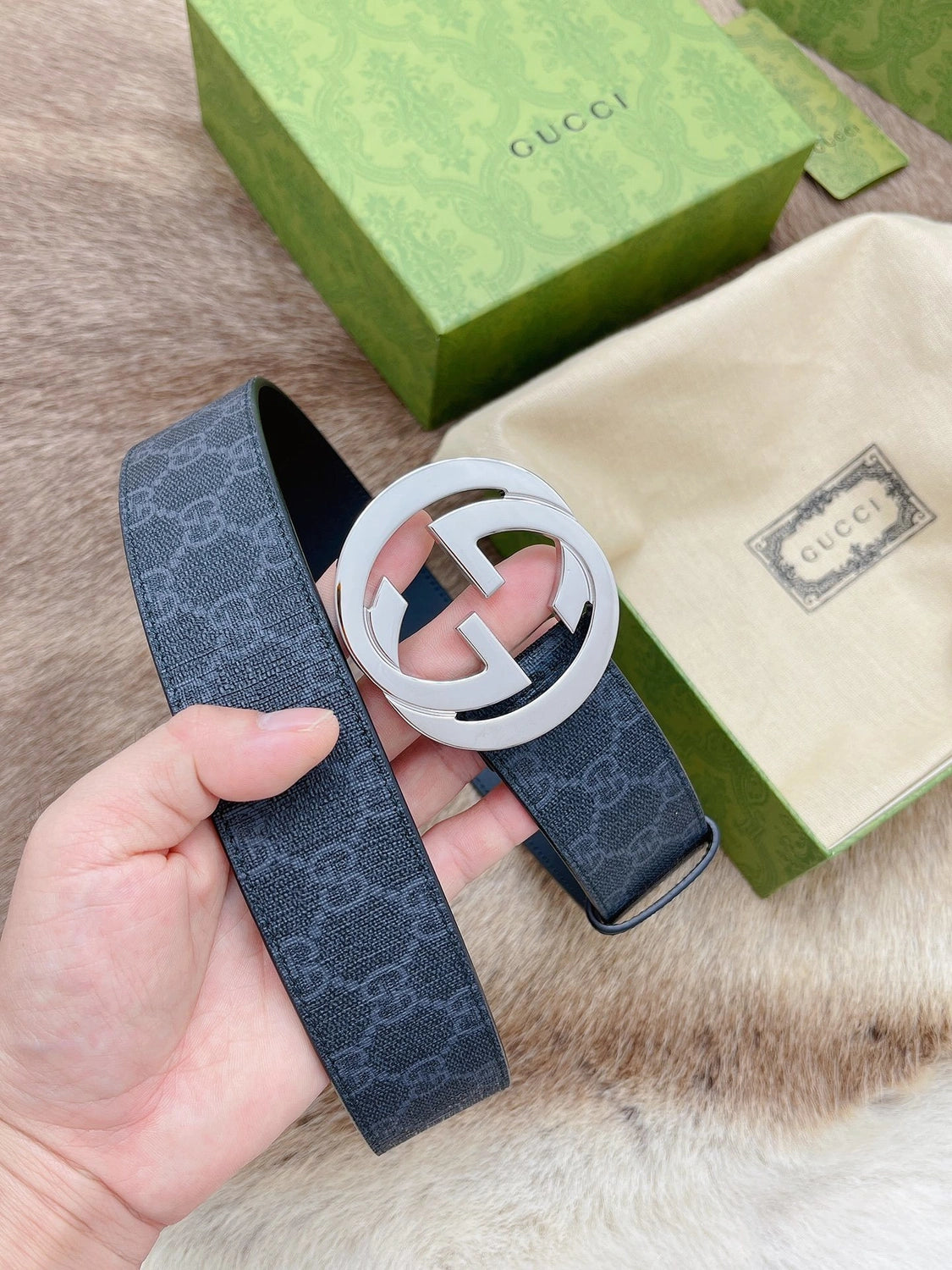 Gucci Premium Leather Belt with GG Buckle - Hình 6