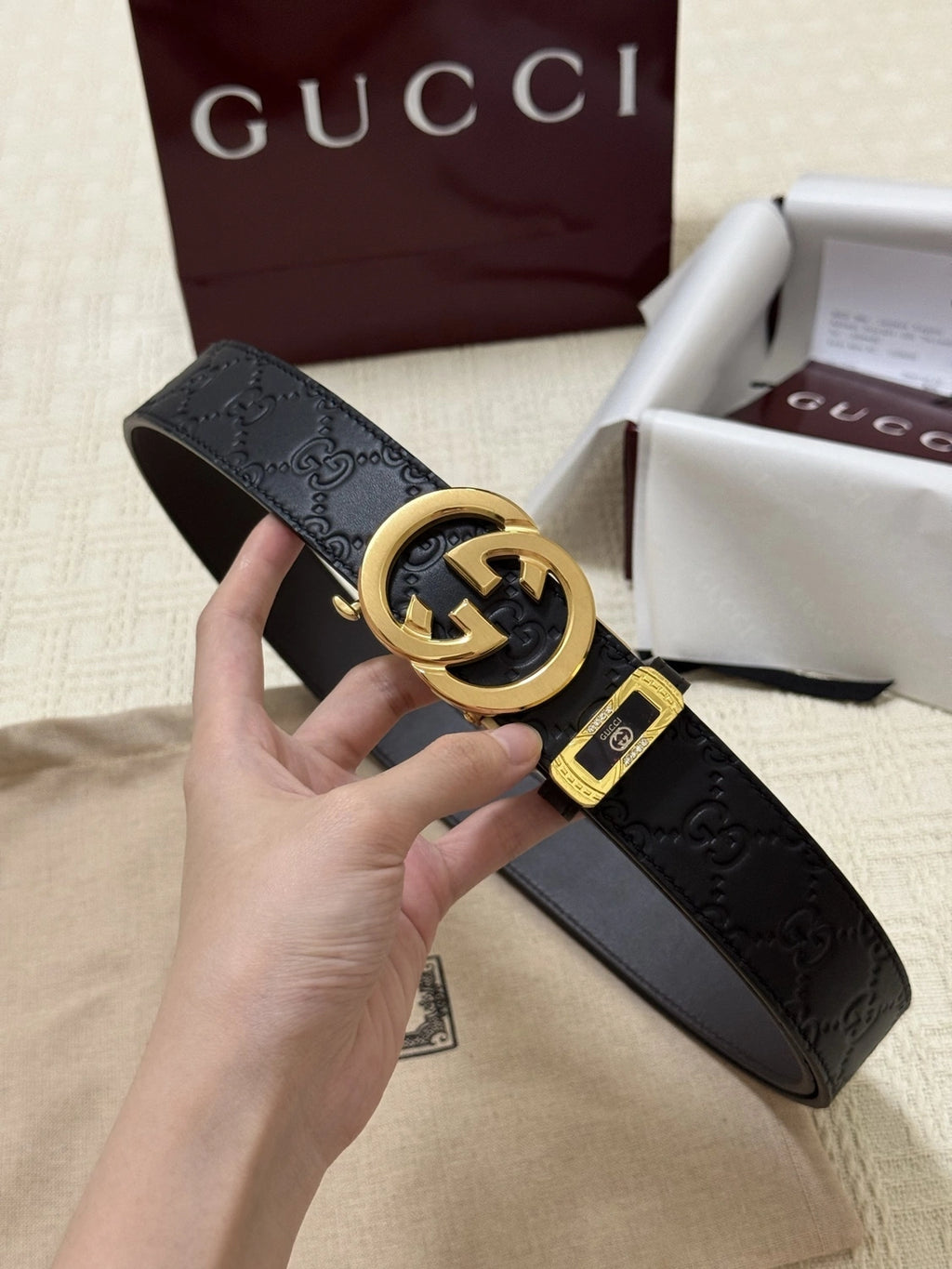 Gucci Premium Leather Belt with Gold Buckle - Hình 7