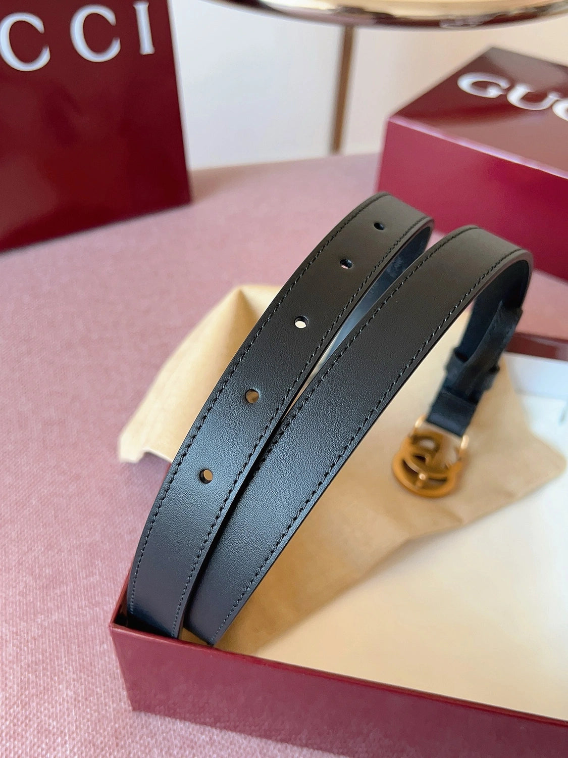 Gucci Leather Belt with Double G Buckle - Hình 6