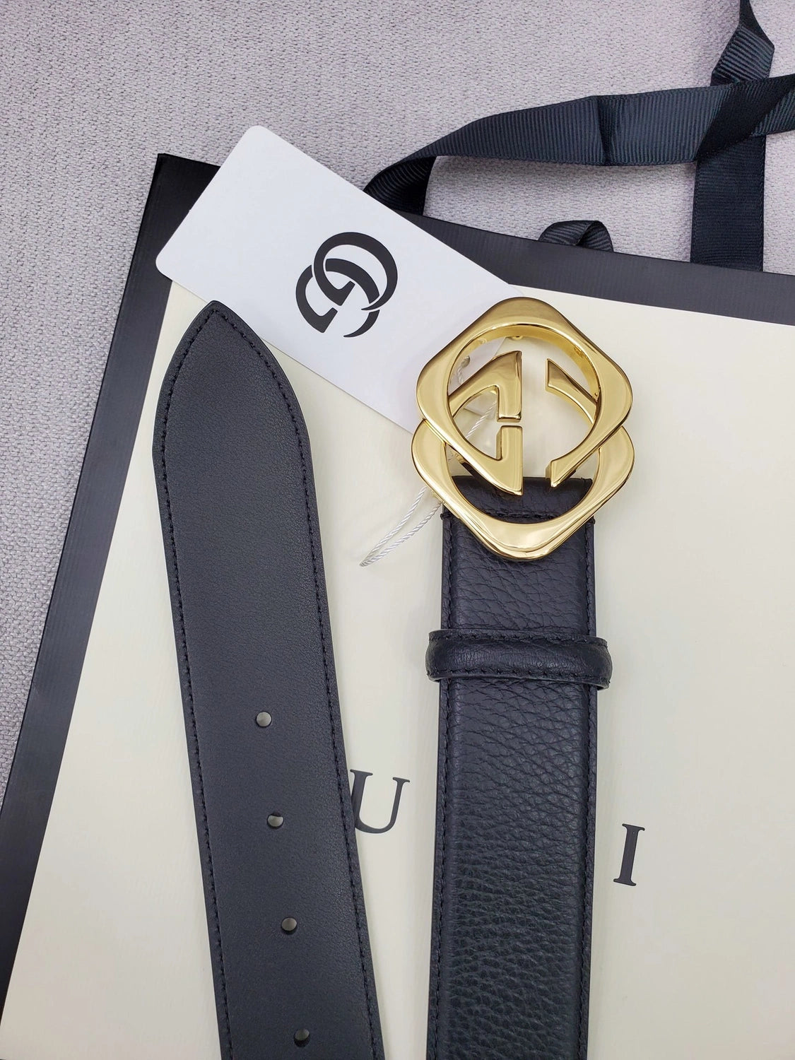 Gucci Premium Black Leather Belt with Gold Buckle - Hình 6