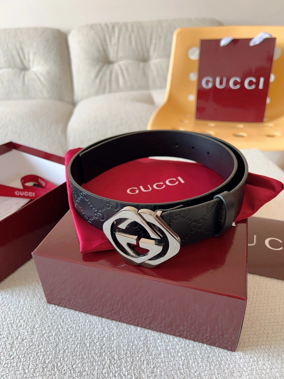 Gucci Premium Leather Belt with Iconic Buckle - Hình 7