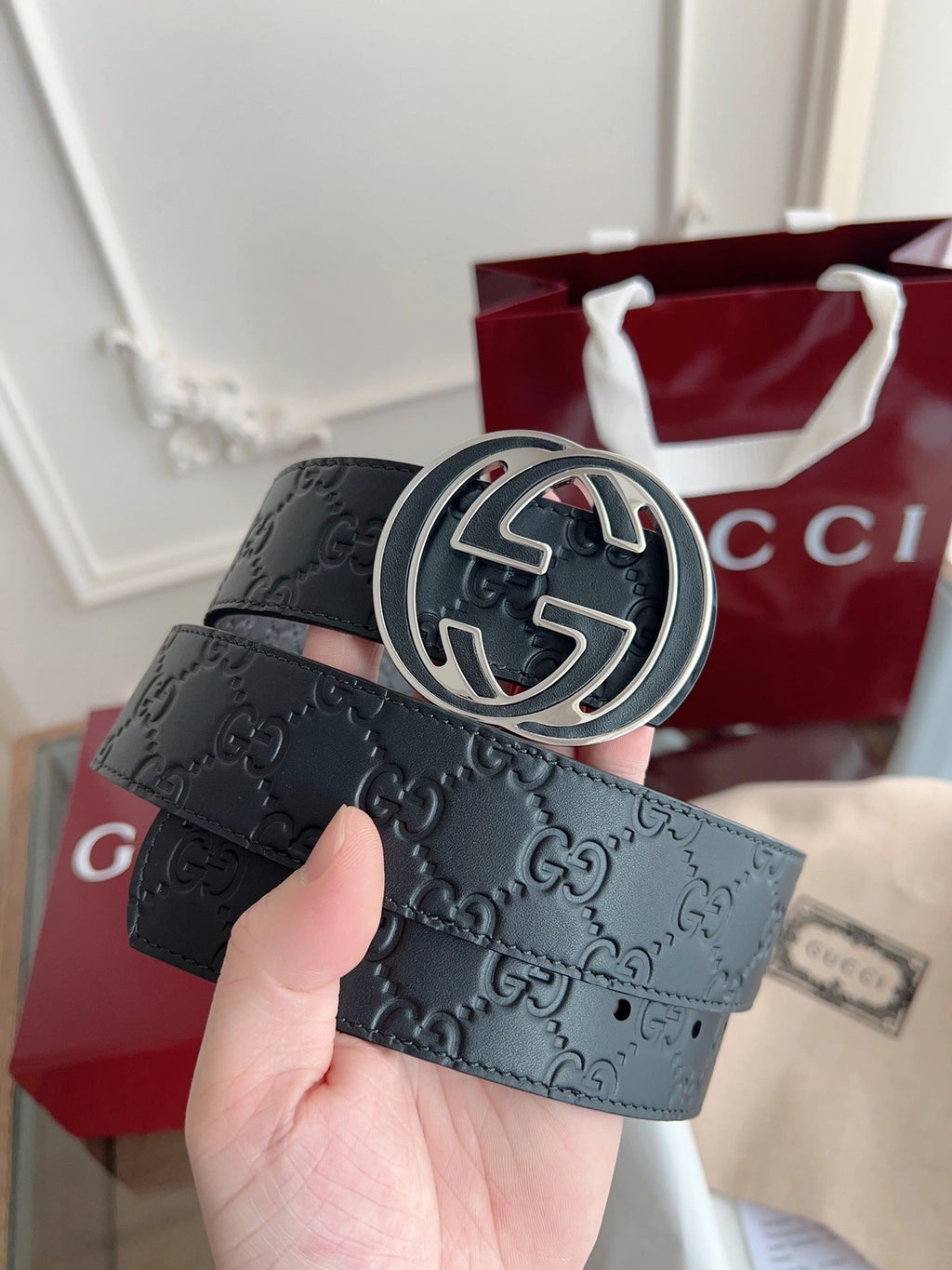 Gucci Premium Leather Belt with Double G Buckle - Hình 7