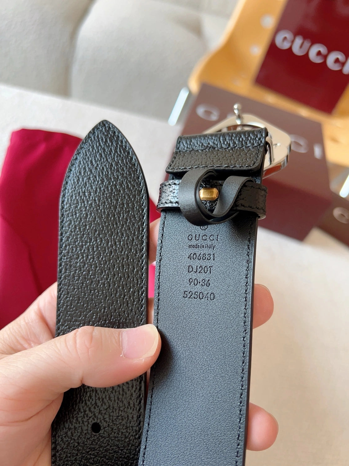 Gucci Premium Leather Belt with Iconic Logo Buckle - Hình 7