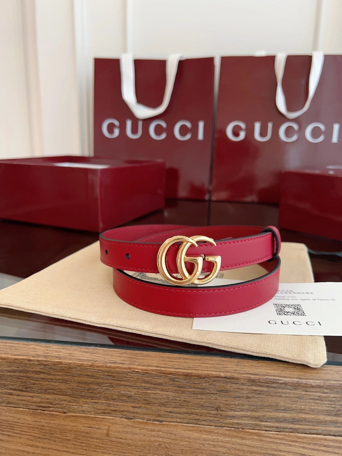 Gucci Red Leather Belt with Gold GG Buckle - Hình 5