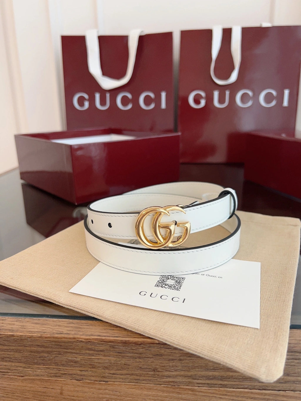 Gucci Premium Leather Belt with GG Buckle - Hình 3