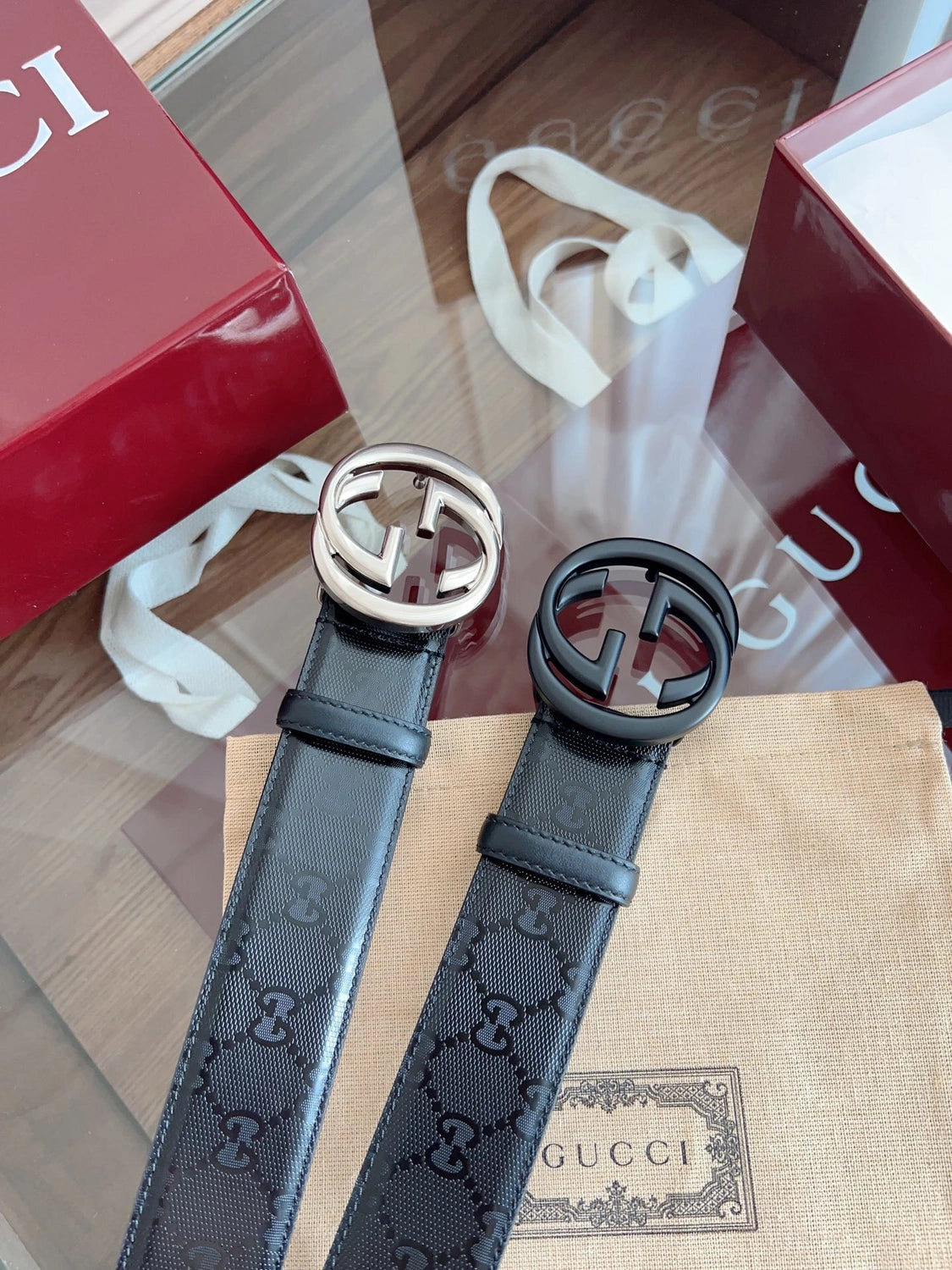 Gucci Premium Leather Belt with Silver Interlocking G Buckle - Hình 8