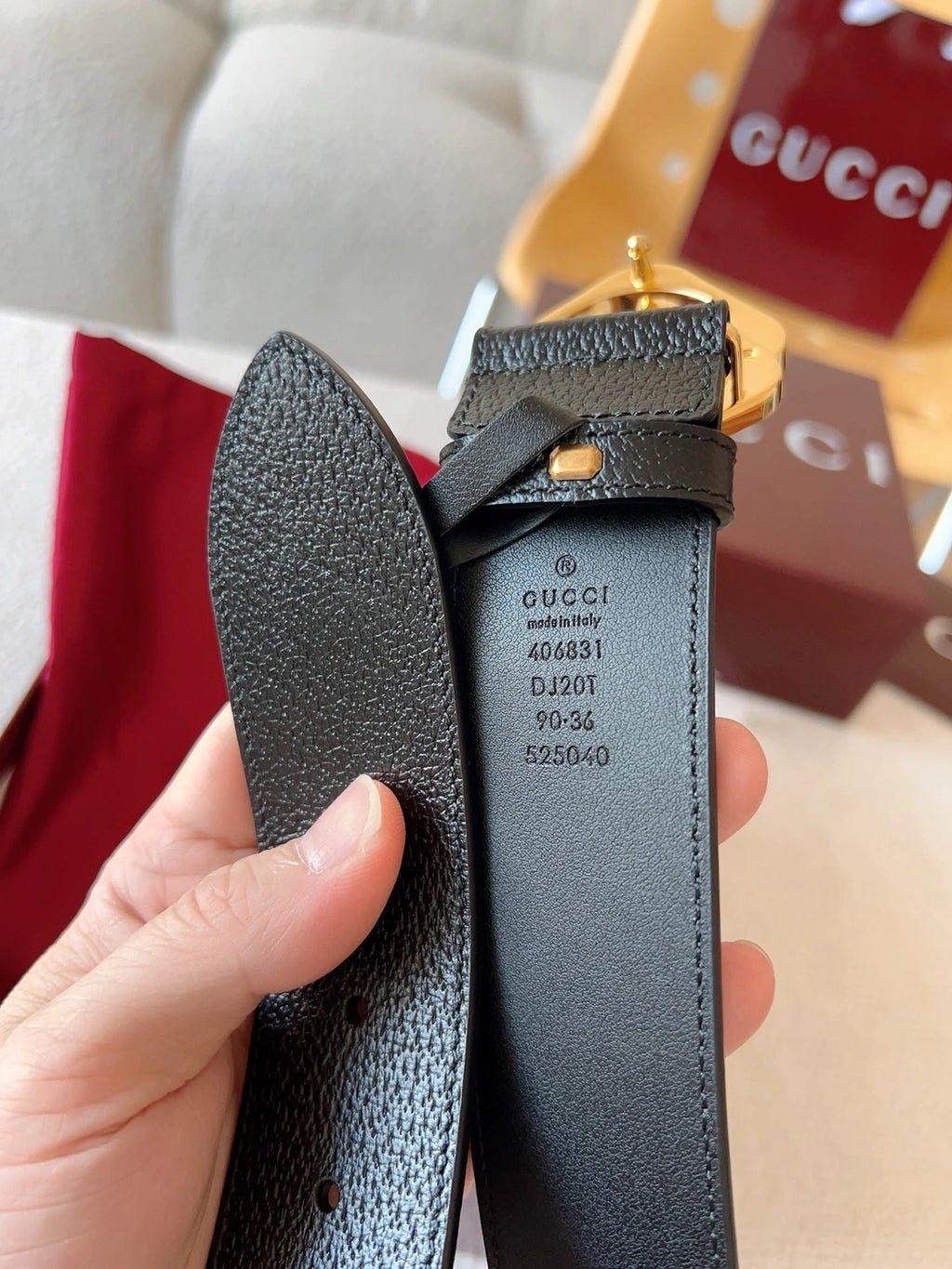 Gucci Premium Leather Belt with Iconic Logo Buckle - Hình 8