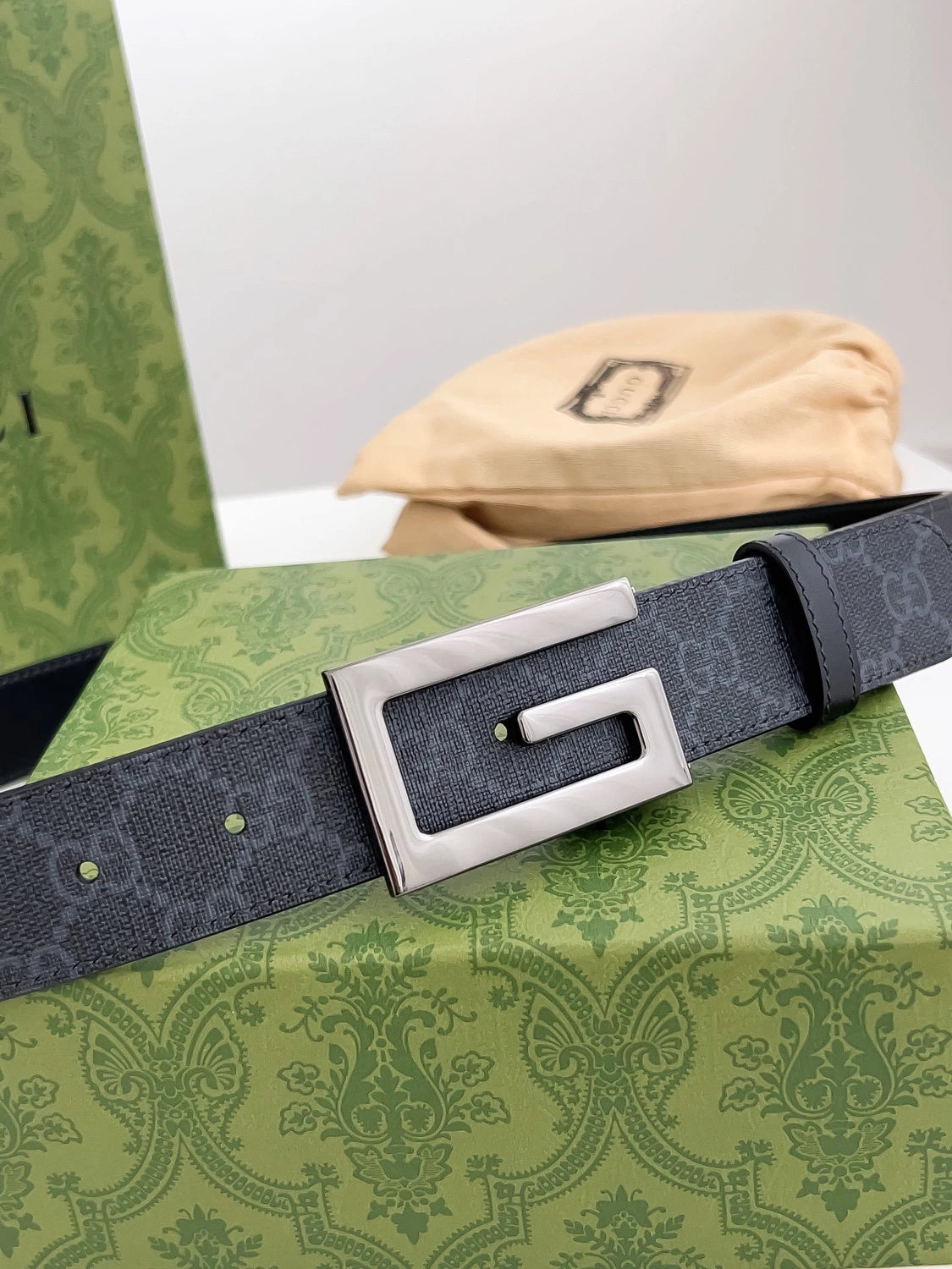 Premium Designer Belt with Iconic Buckle - Hình 8