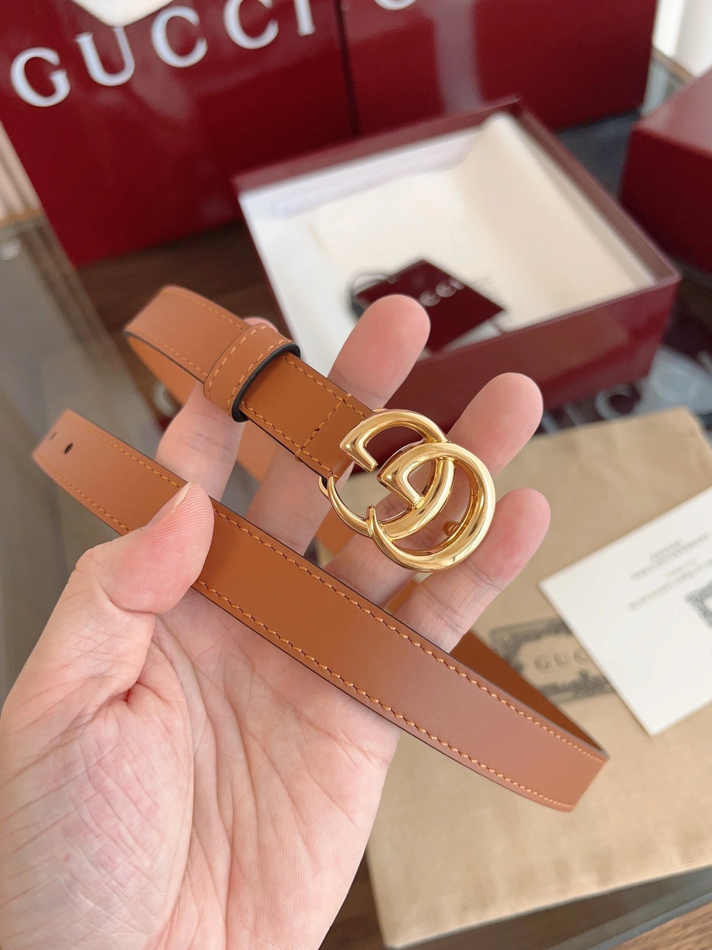 Gucci Premium Leather Belt with GG Buckle - Hình 5