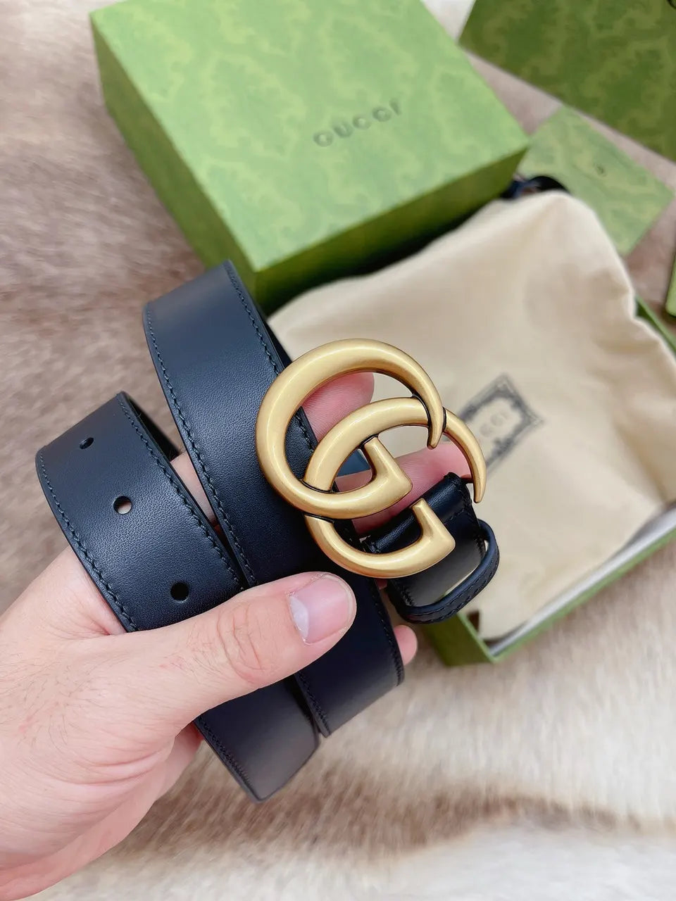 gold double Gucci Black Leather Belt