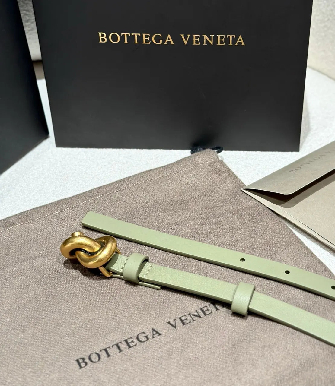 Bottega Veneta Pistachio Leather Knot Belt - Hình 3