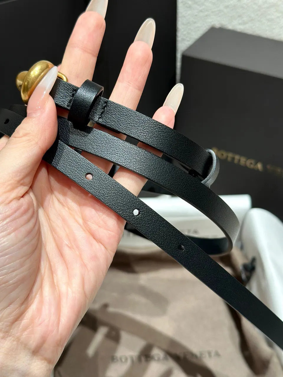 Bottega Veneta Black Leather Belt - Hình 5
