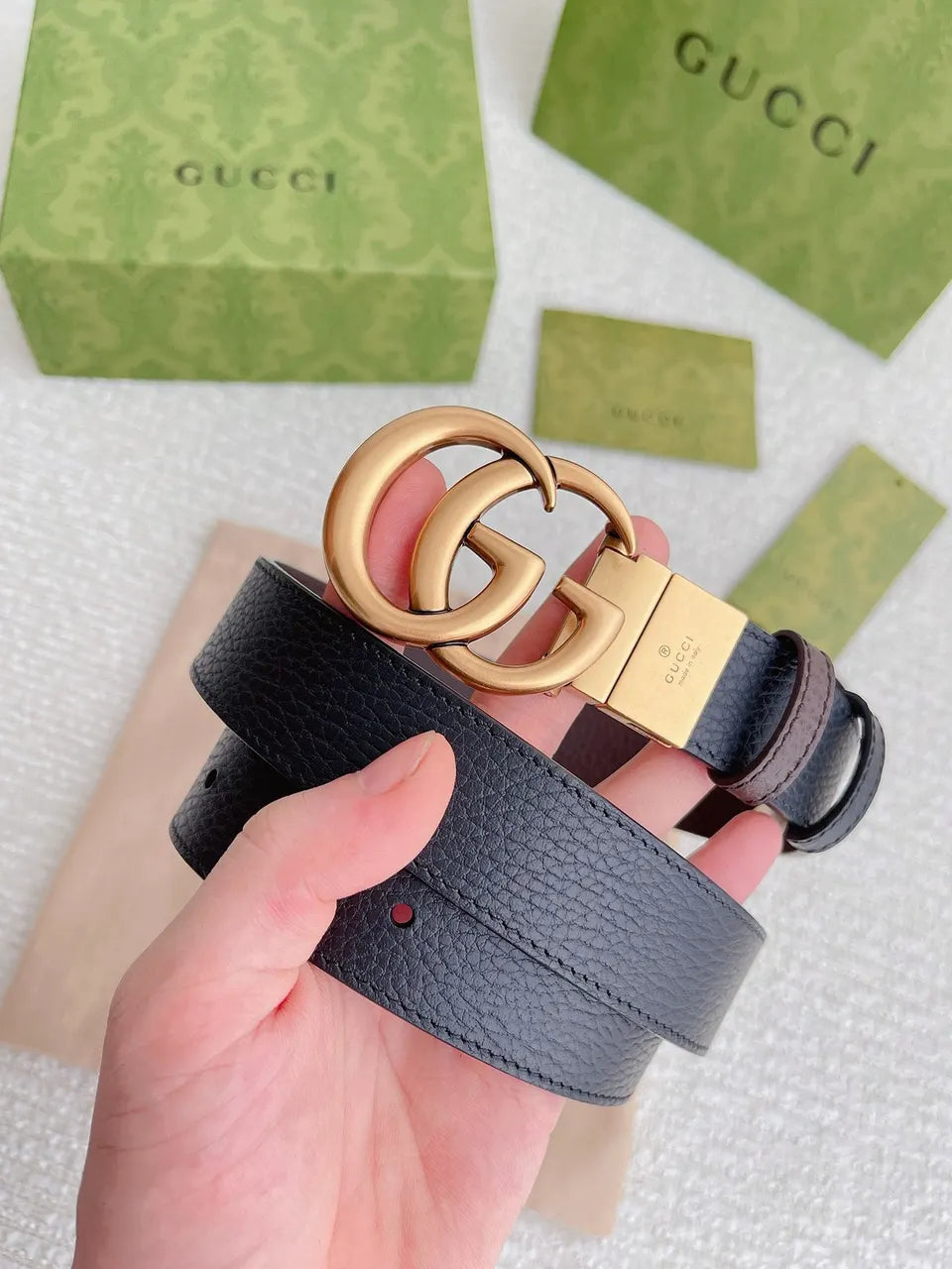 Gucci Black Leather Belt gold gg