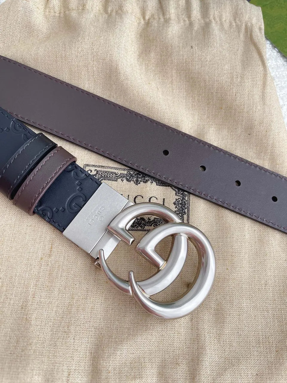 silver Gucci Black Embossed Belt - Hình 3