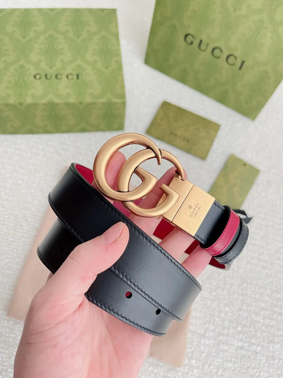 Gucci Black Leather Belt gold gg