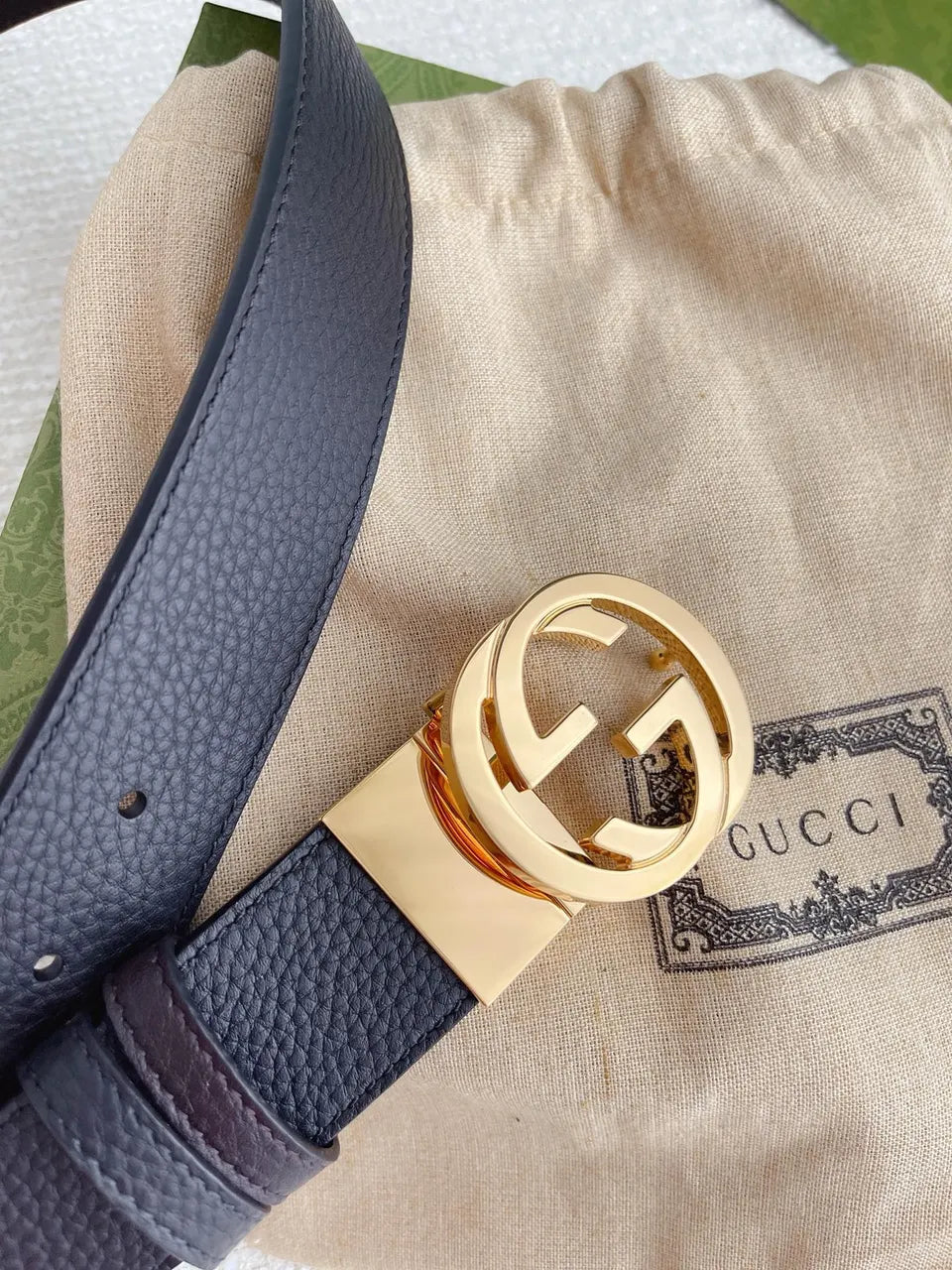 gold Gucci Black Pebbled Leather Belt - Hình 4