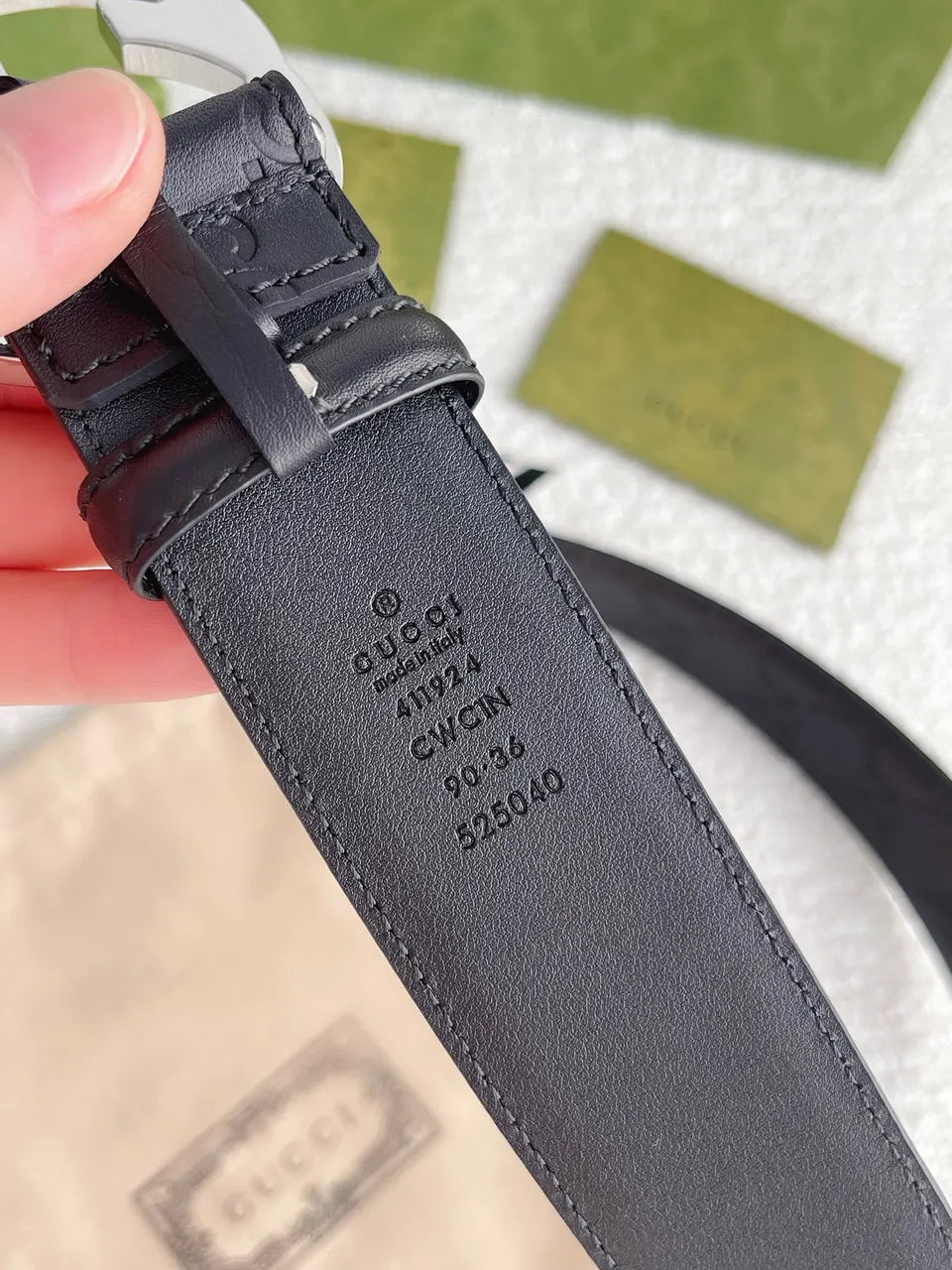 silver interlocking Gucci Black Leather Belt - Hình 3