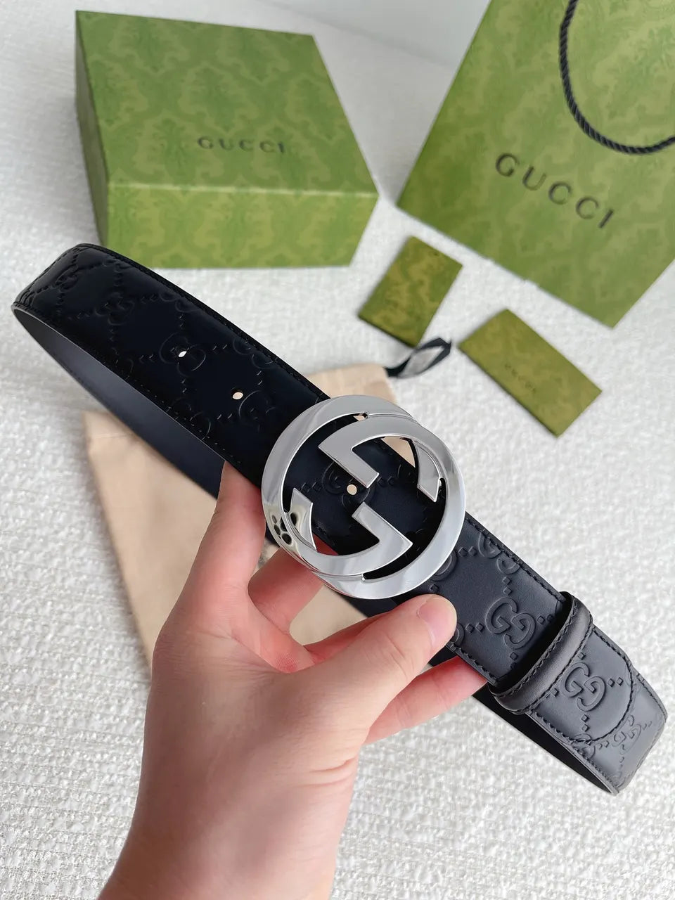 silver interlocking Gucci Black Leather Belt - Hình 7