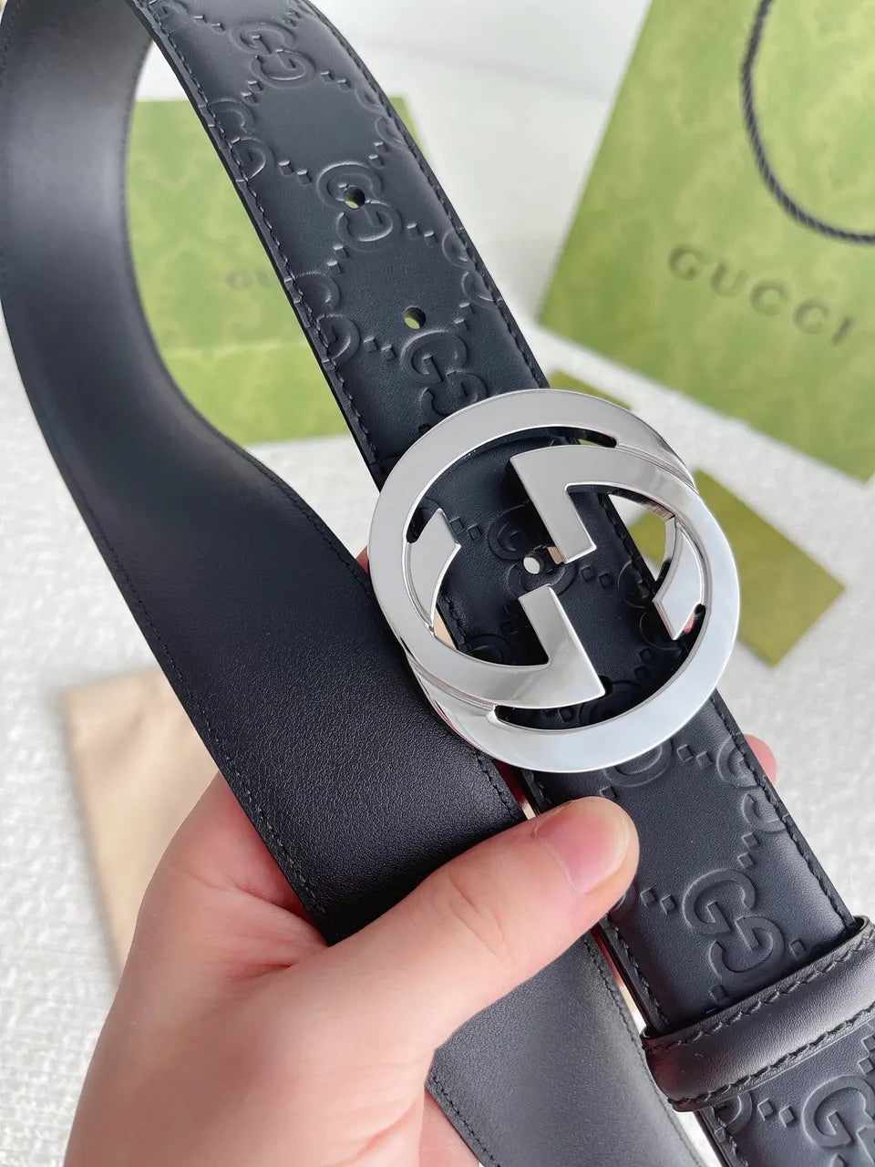 silver interlocking Gucci Black Leather Belt - Hình 2