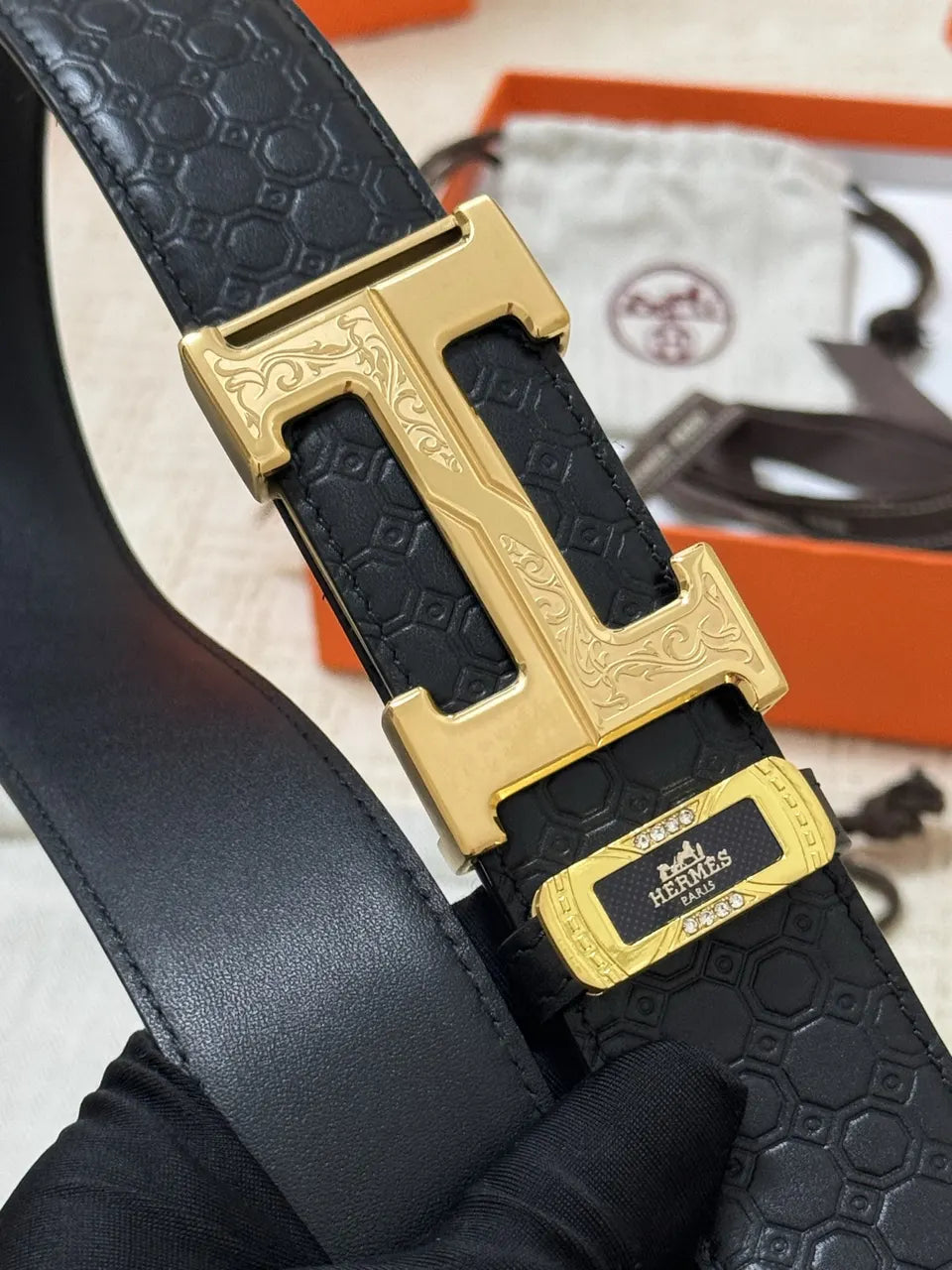 Hermes Black Honeycomb Leather Belt - Hình 6