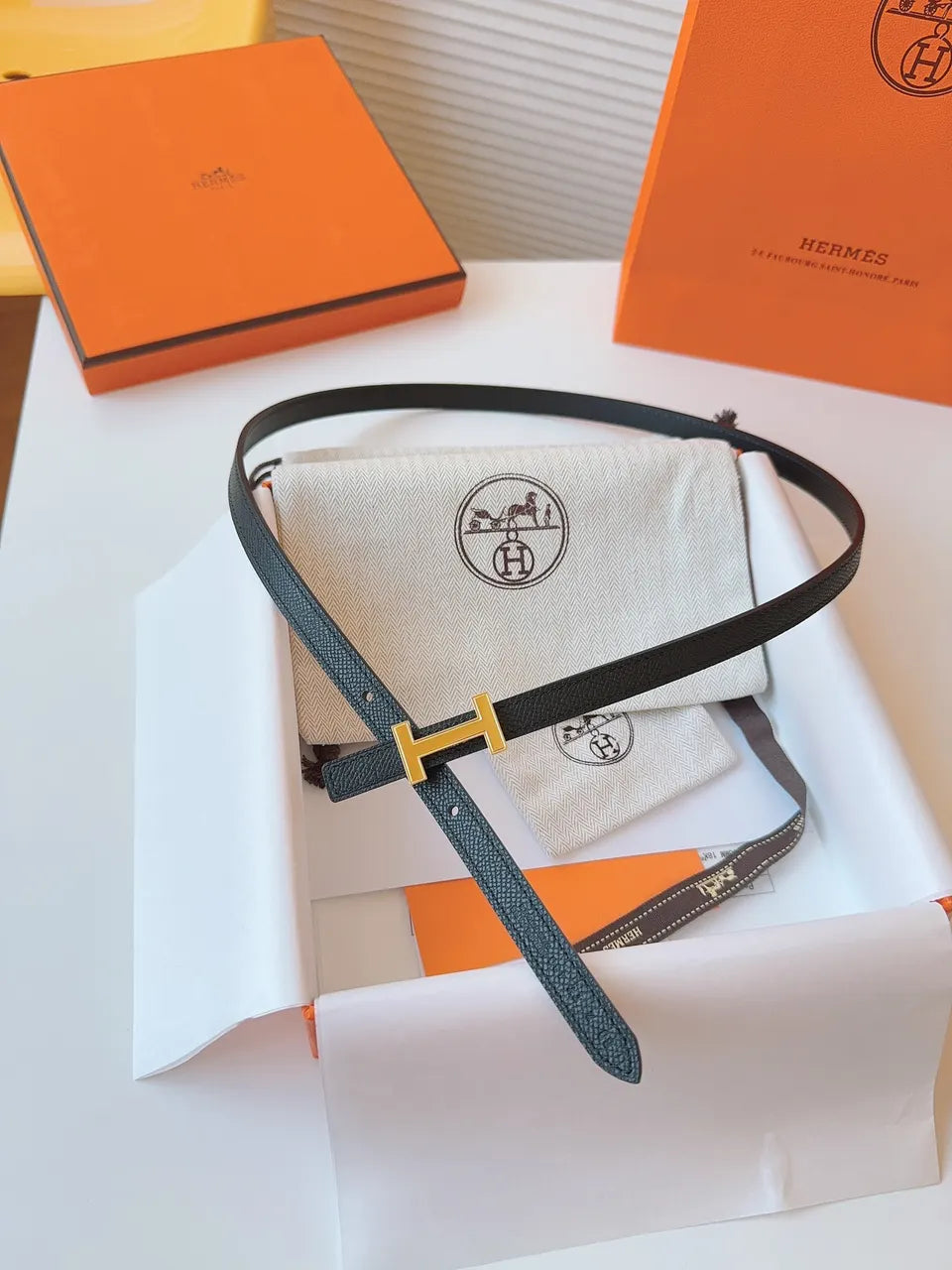 gold Hermes Noir Leather Bracelet - Hình 4