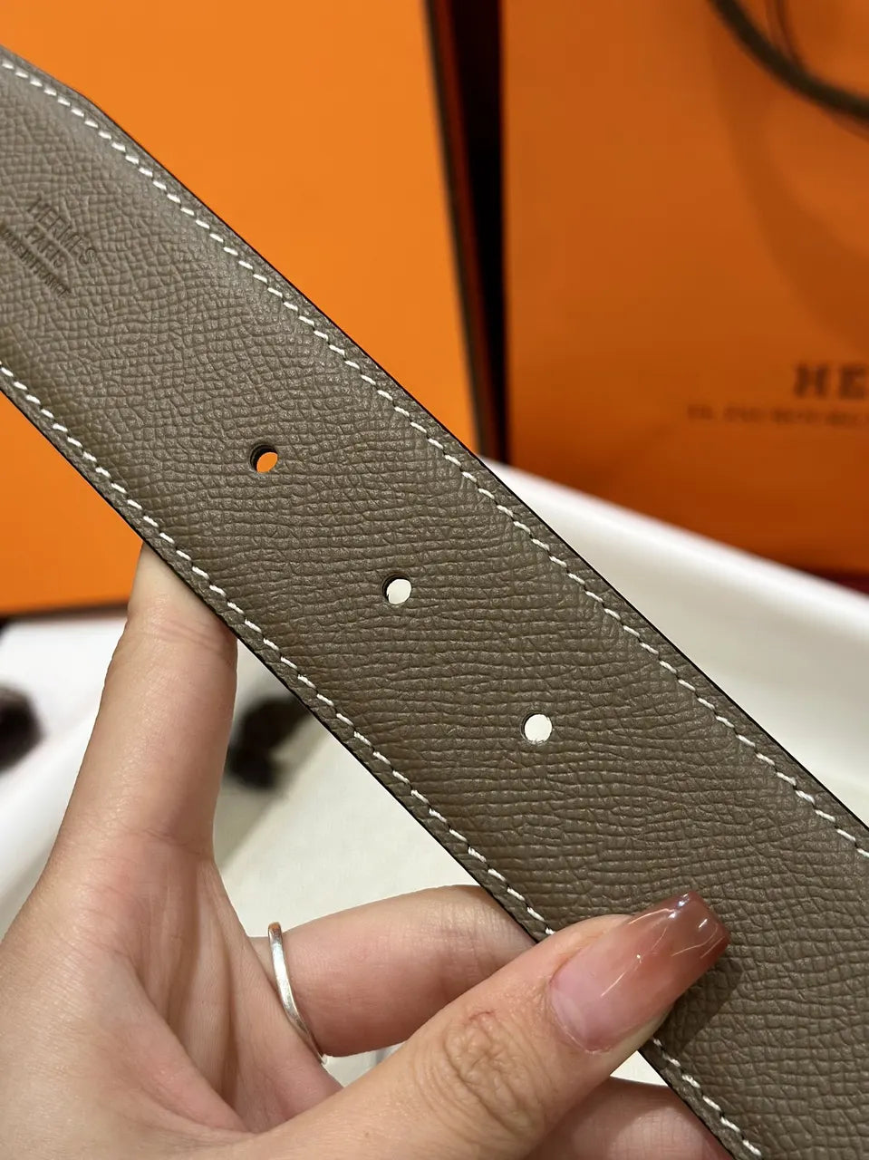 Hermes Taupe Leather Belt gold - Hình 5