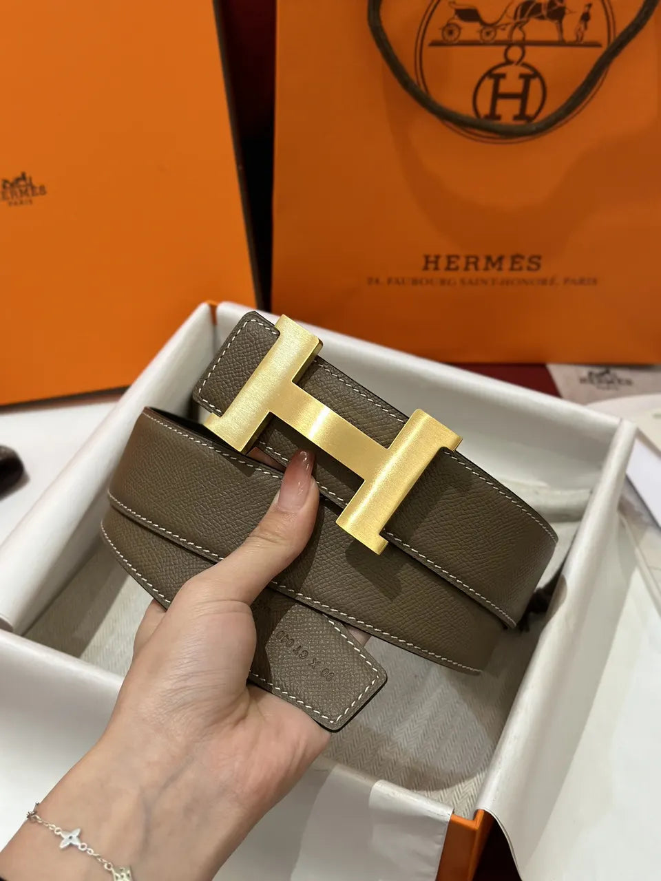 Hermes Taupe Leather Belt gold - Hình 2