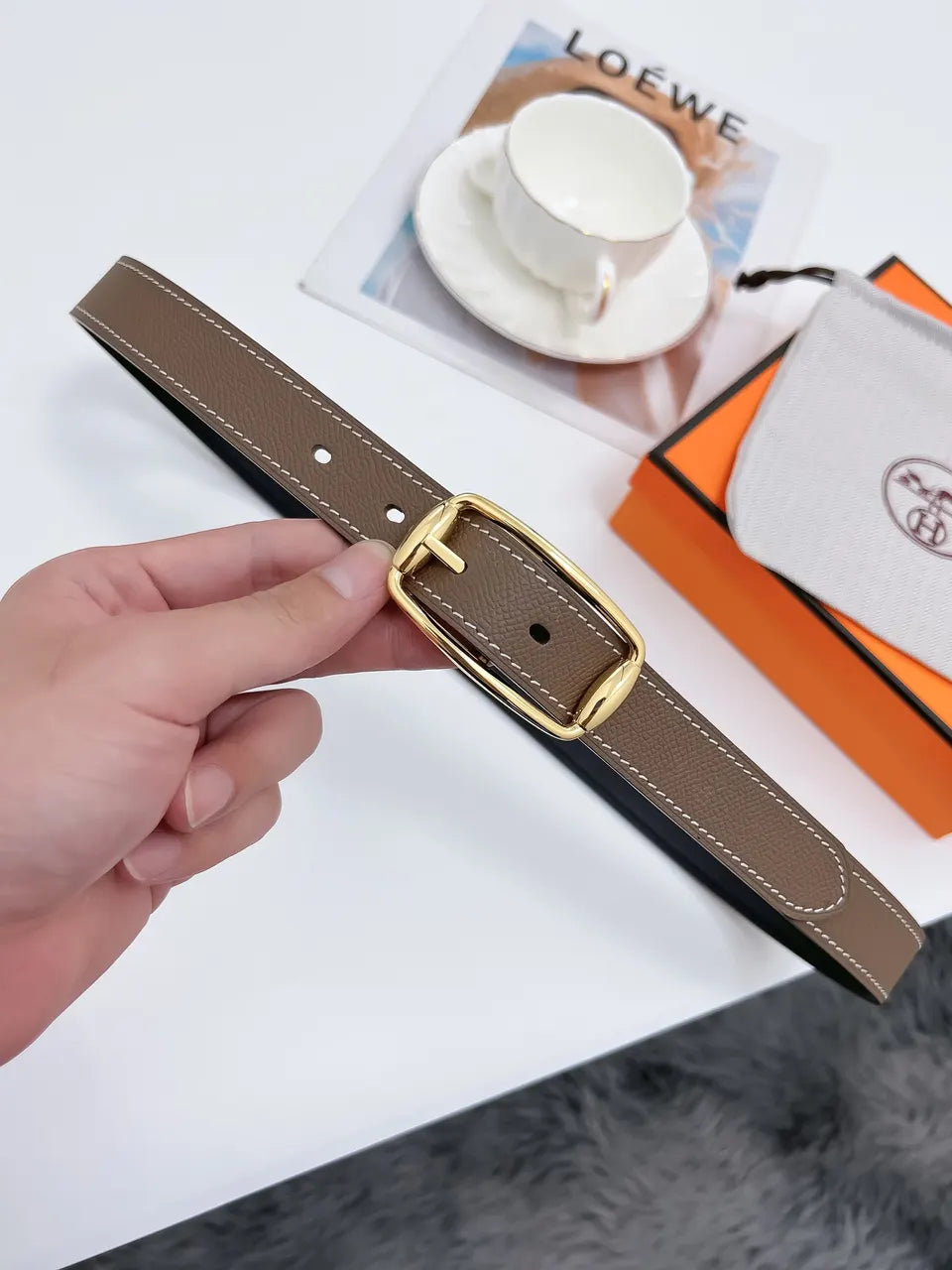 gold buckle Hermes Taupe Leather Belt - Hình 5