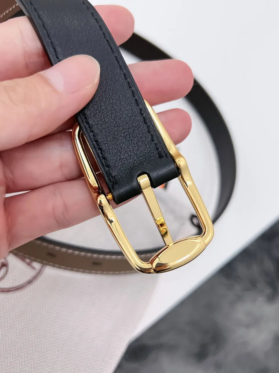gold buckle Hermes Taupe Leather Belt - Hình 2