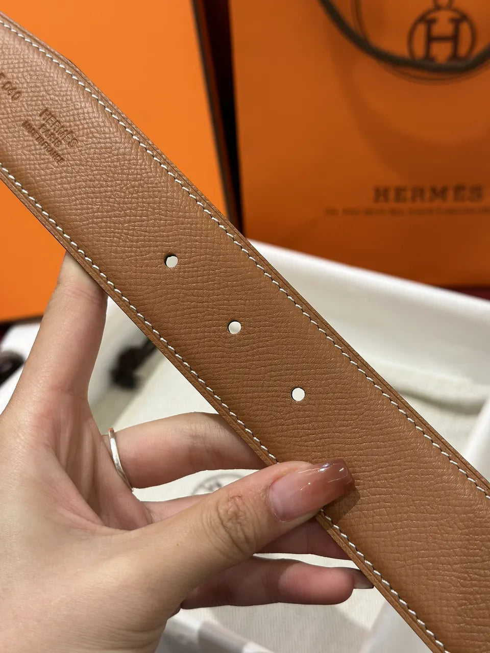 matte Hermes Fauve Leather Belt - Hình 5