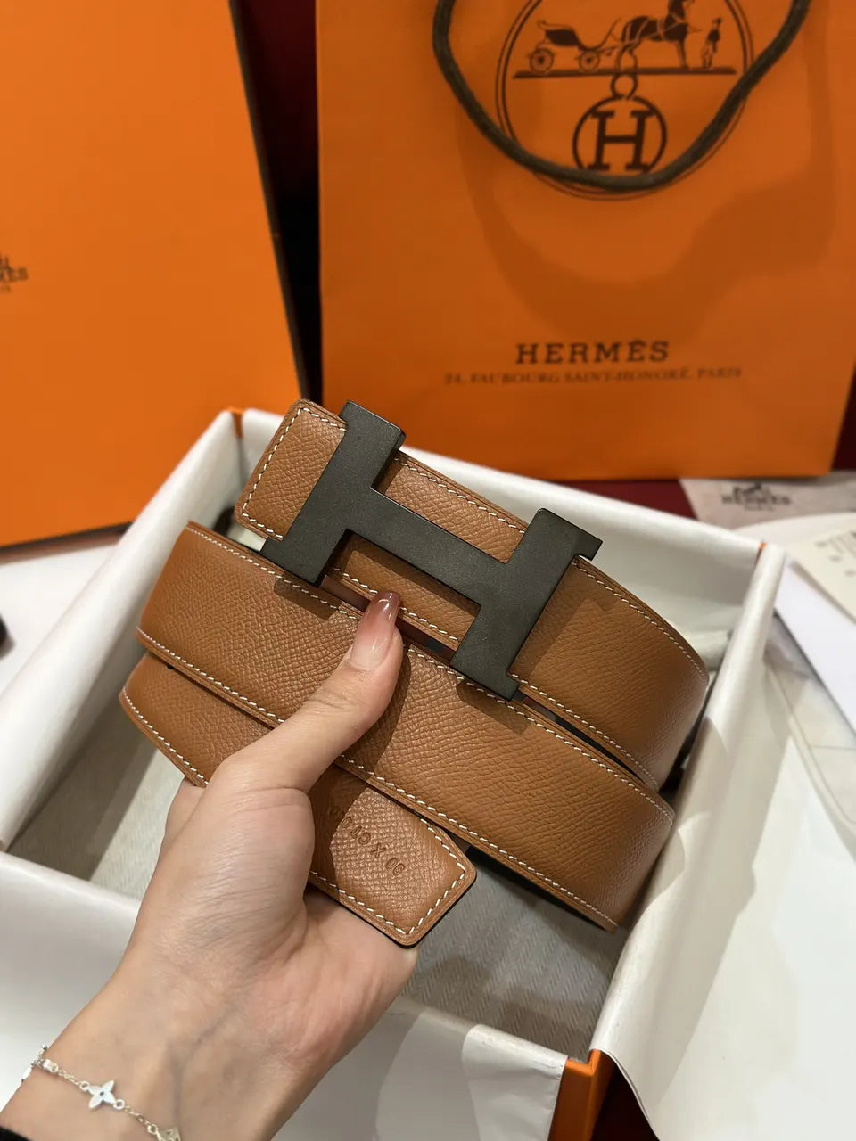 matte Hermes Fauve Leather Belt - Hình 2