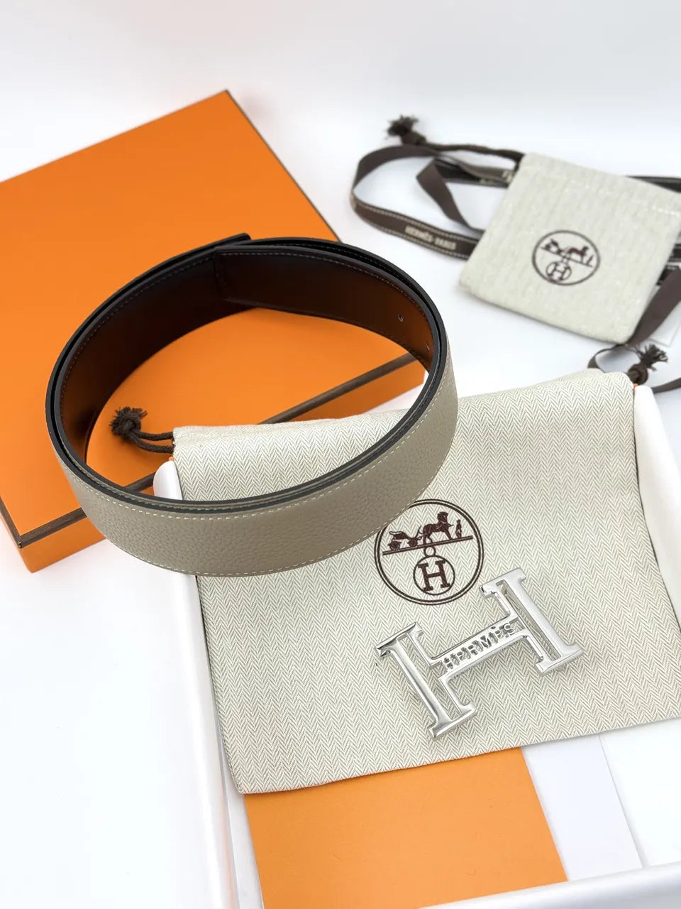 silver Hermes Dove Gray Leather Belt